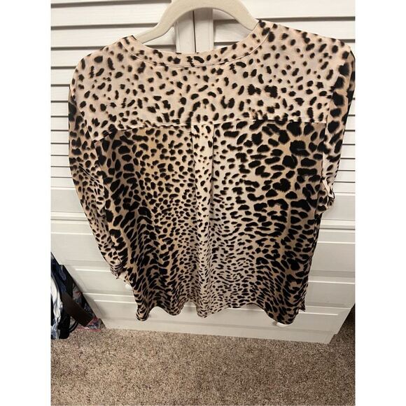 New Apt. 9 Semi Sheer Blouse Animal Print Long Sleeves Half Zip Front size XL - Picture 5 of 9
